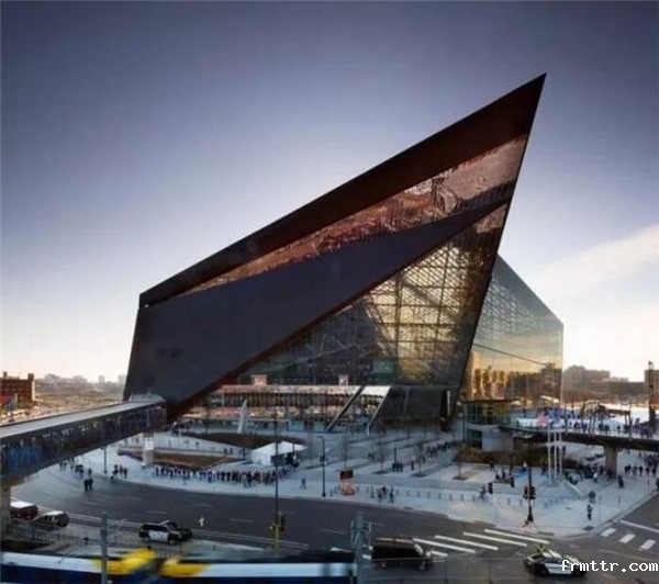 优秀体育馆是如何设计的，国外有哪些好的体育馆？