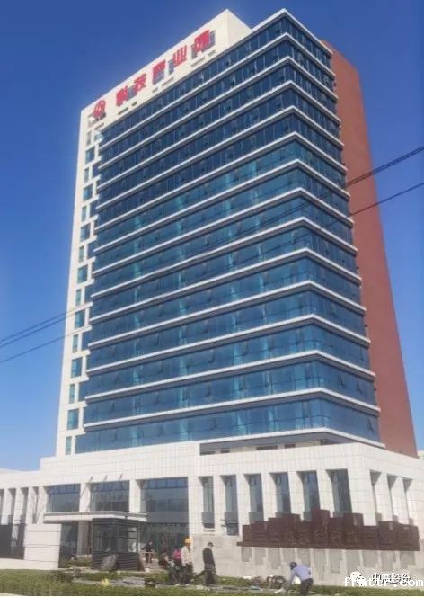 党建展厅建在企业里，有什么重要意义？——在山东省土地集团“百年党史·百年土地”展览馆建设中的思考